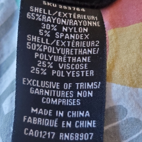 Le Chateau Medium Sheath Black Dress Faux-Leather - Picture 9 of 11